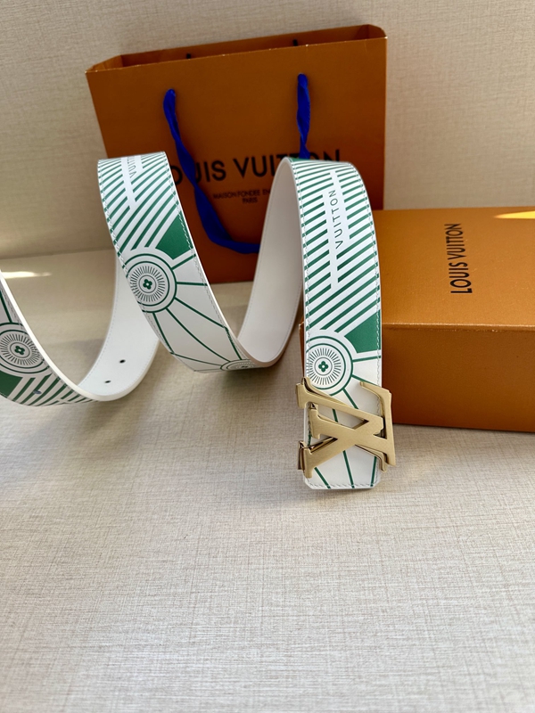 激安ルイヴィトンベルト側面デザイン